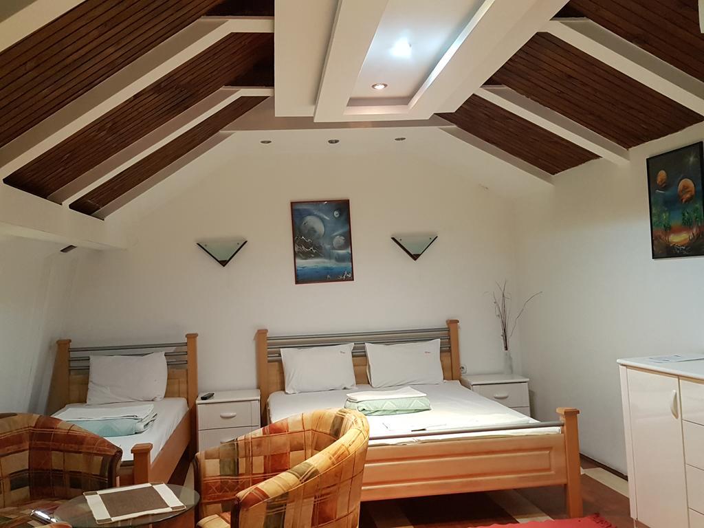 Lira Inn Nis Luaran gambar